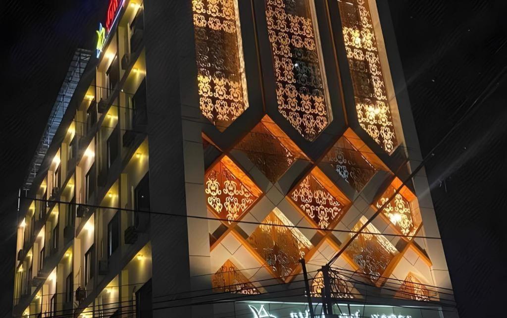 Hotel Dynasty Tarakan Exterior photo